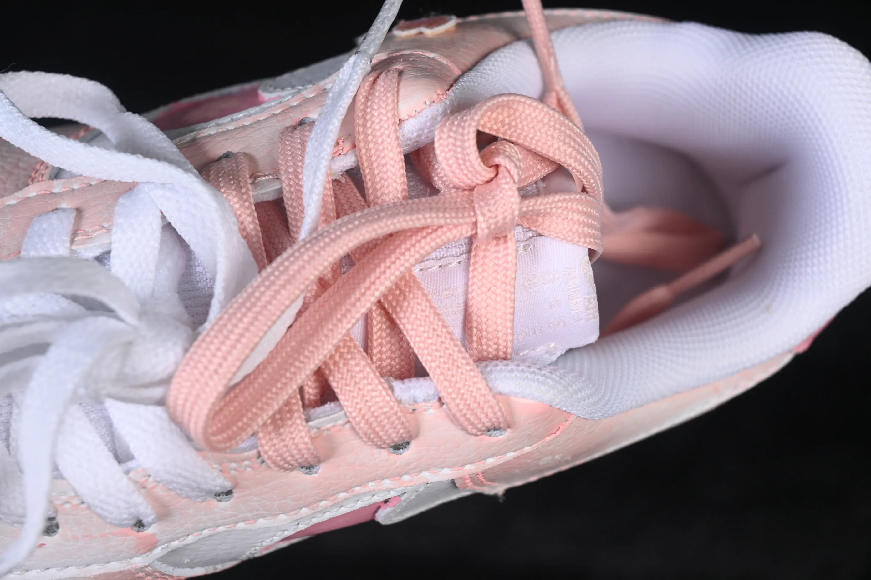 All categories Nk Air Force 1 Air Force series Nk Air Force 1 Low Air Force low-top Nike Air Force 1'07 Low "Spring Wild Cherry Prelude" Hand-painted graffiti Haruno Sakura Air Force 1 low-top casual sneakers FB8971-007